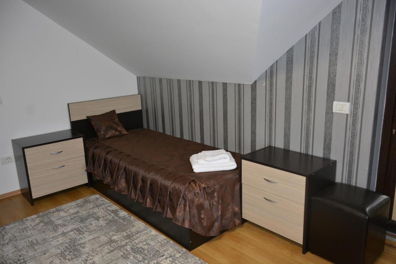 Pensiunea Royal Borşa Buitenkant foto